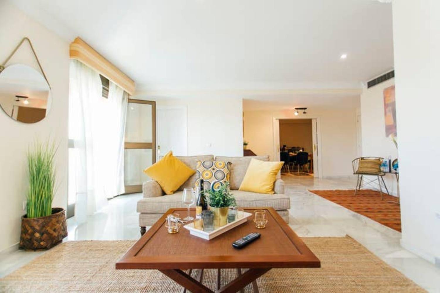 Appartement Wide And Bright- 3bd 2bth- Arenal Sevilla